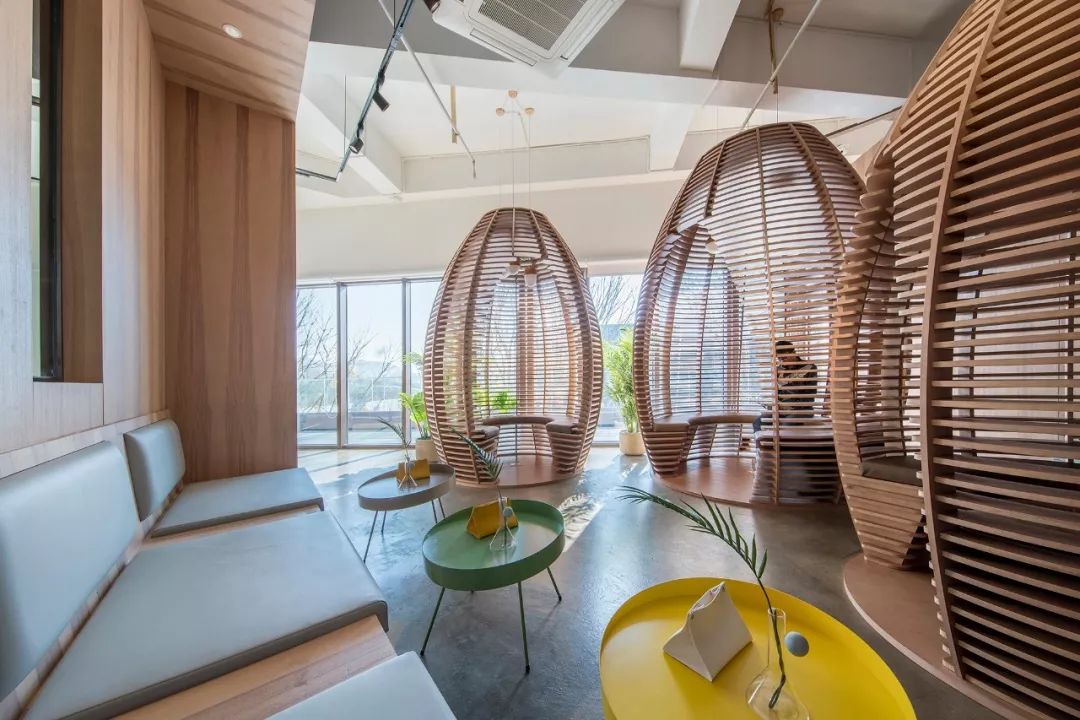 贵阳东原·朗阅售楼处 | 英伦风与现代摩登的完美融合-40