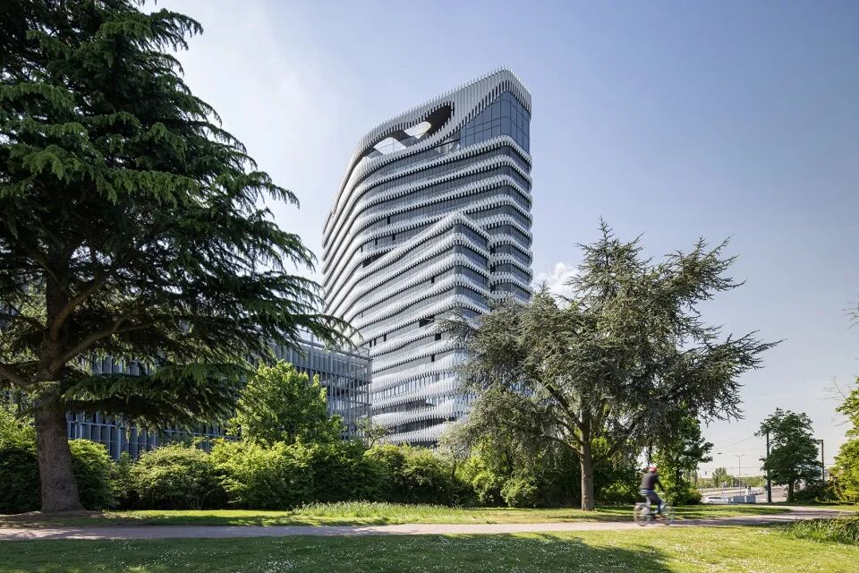 建筑实录|德国RKM740Tower医疗大楼-10