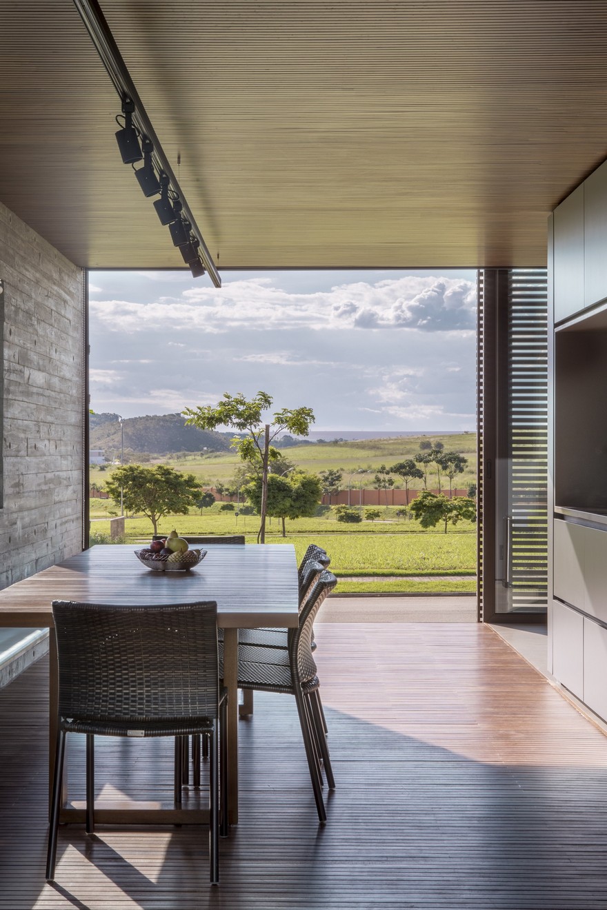 One Level Concrete House Providing Spaces for Leisure and Socializing-23