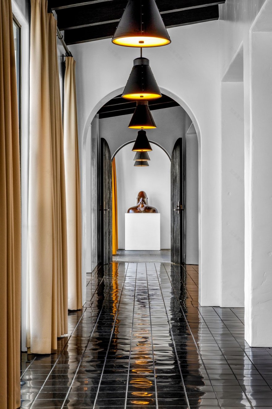 好莱坞导演 Ryan Murphy 的家-11