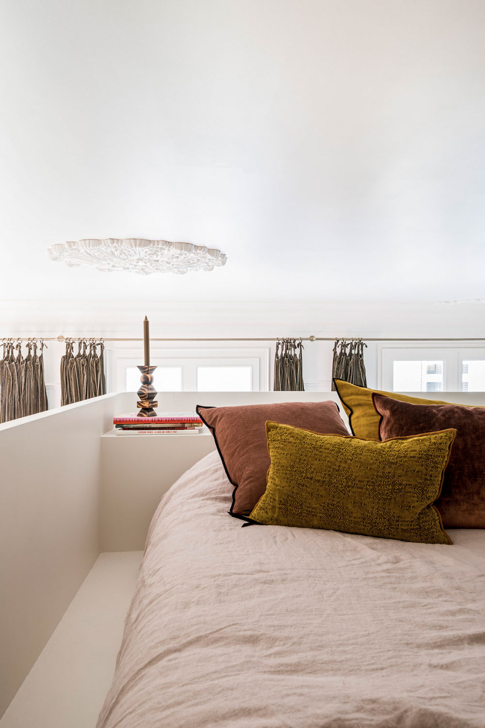 巴黎 30㎡彩色小巧公寓设计-10