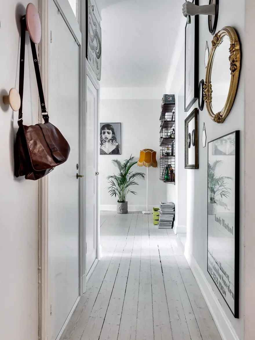 奇特人体模型装饰 | 铜制背挡板的巧妙运用-15