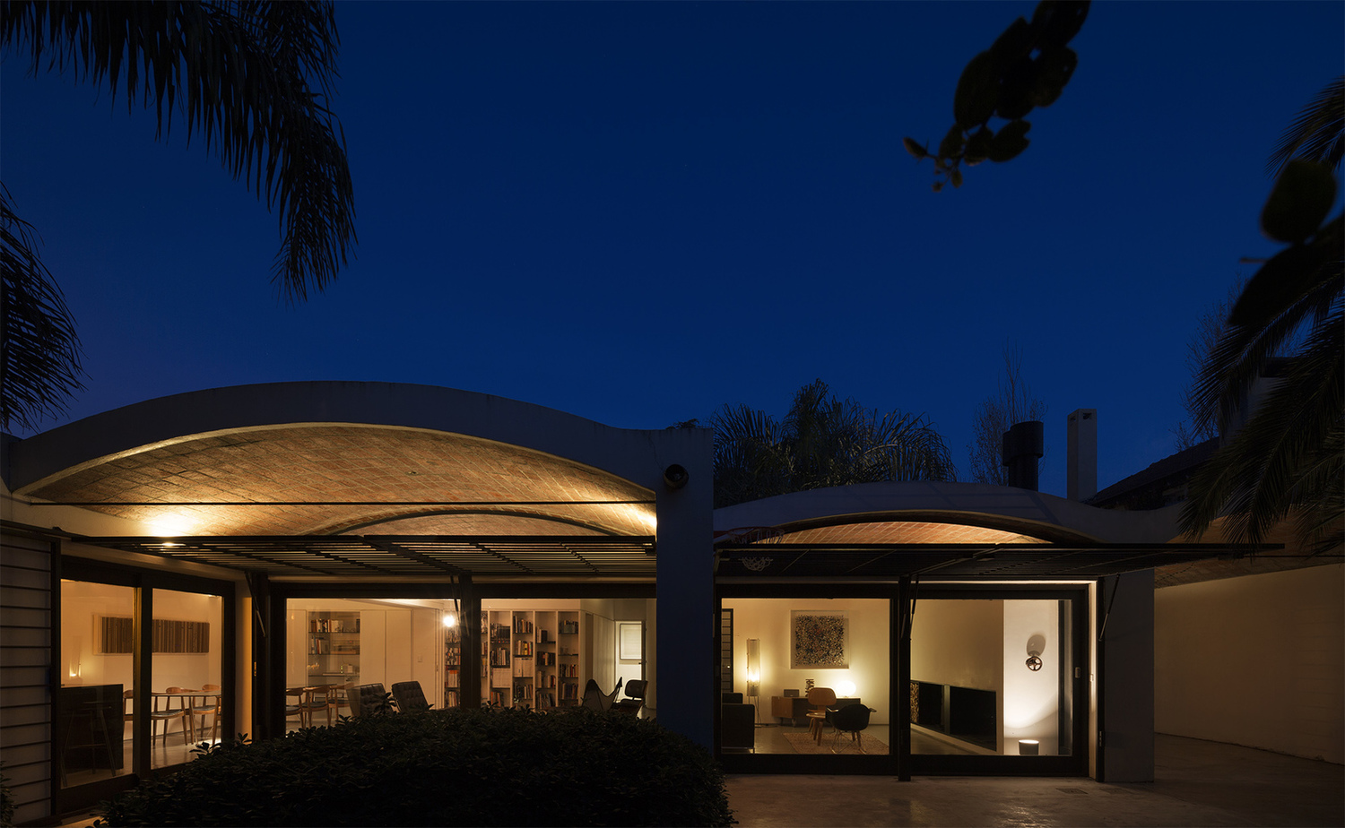 乌拉圭 HQ 住宅 | 带加泰罗尼亚穹顶的现代空间-21