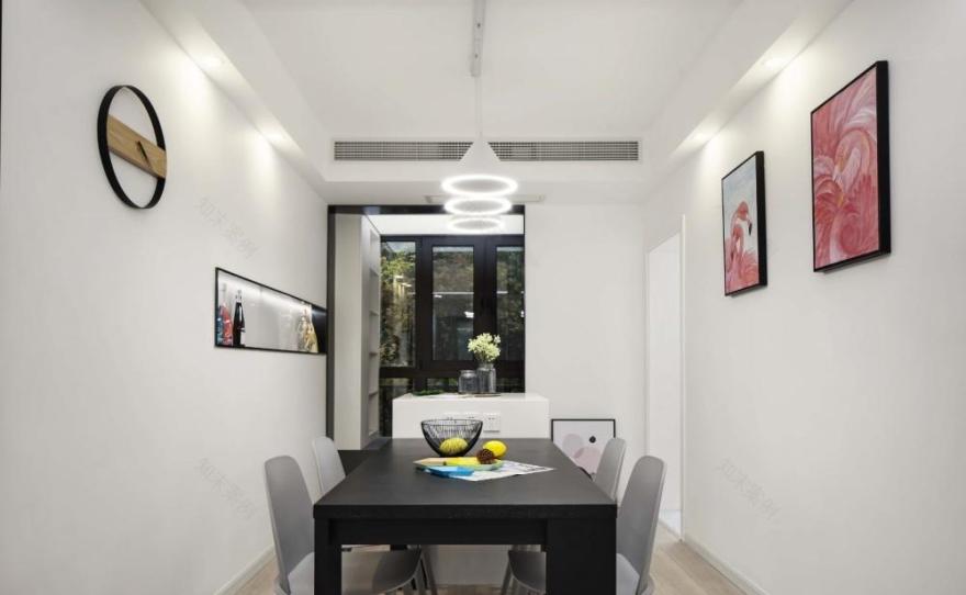 上海 W 酒店网红斗牛犬音箱照亮的两口之家-20