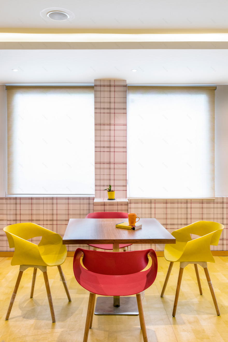 色彩碰撞 · Workwings Co Working丨印度丨Studio Meraki-17