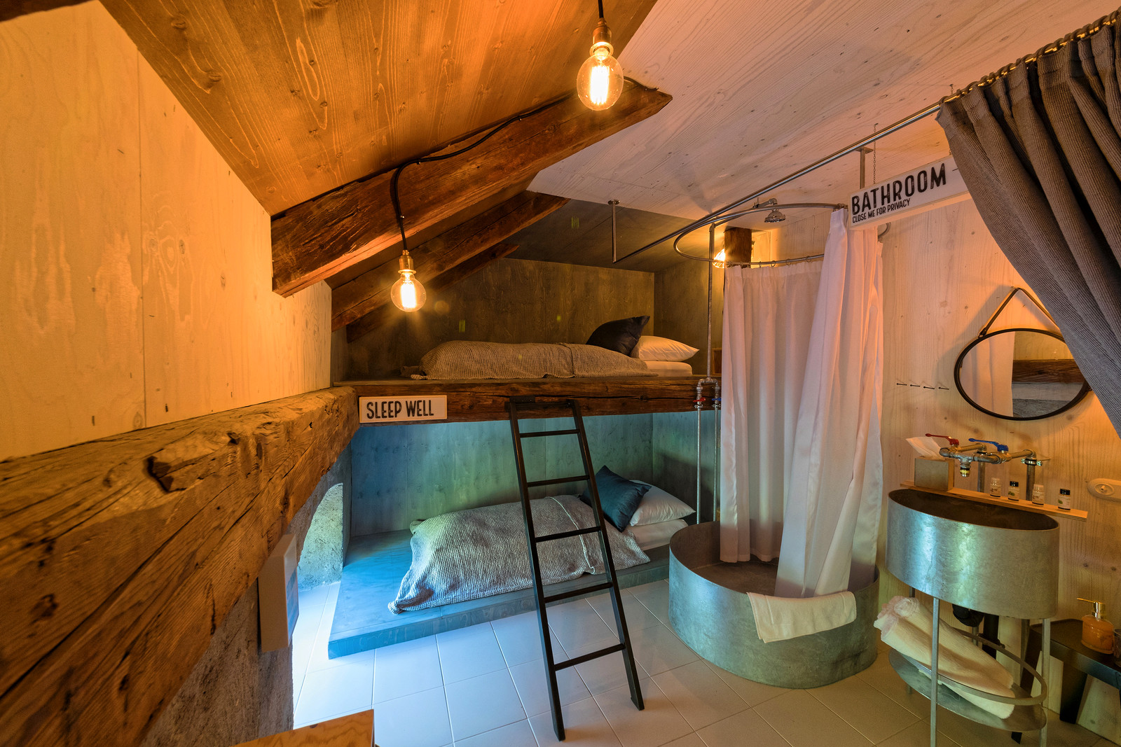 Rustic and Cozy Hotel Located in the City of Bresanona in Italy-15