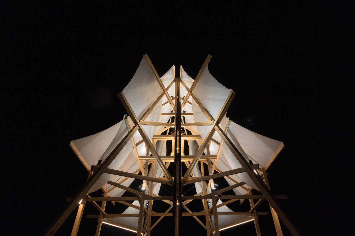 实木船帆构筑农渔城镇繁荣景象-23