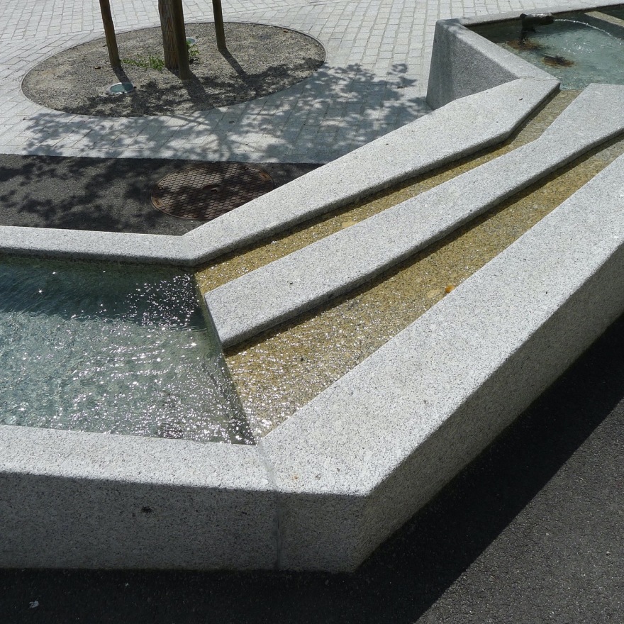 瑞士 Châteaud’Oe· 公共空间改造丨VWA-5