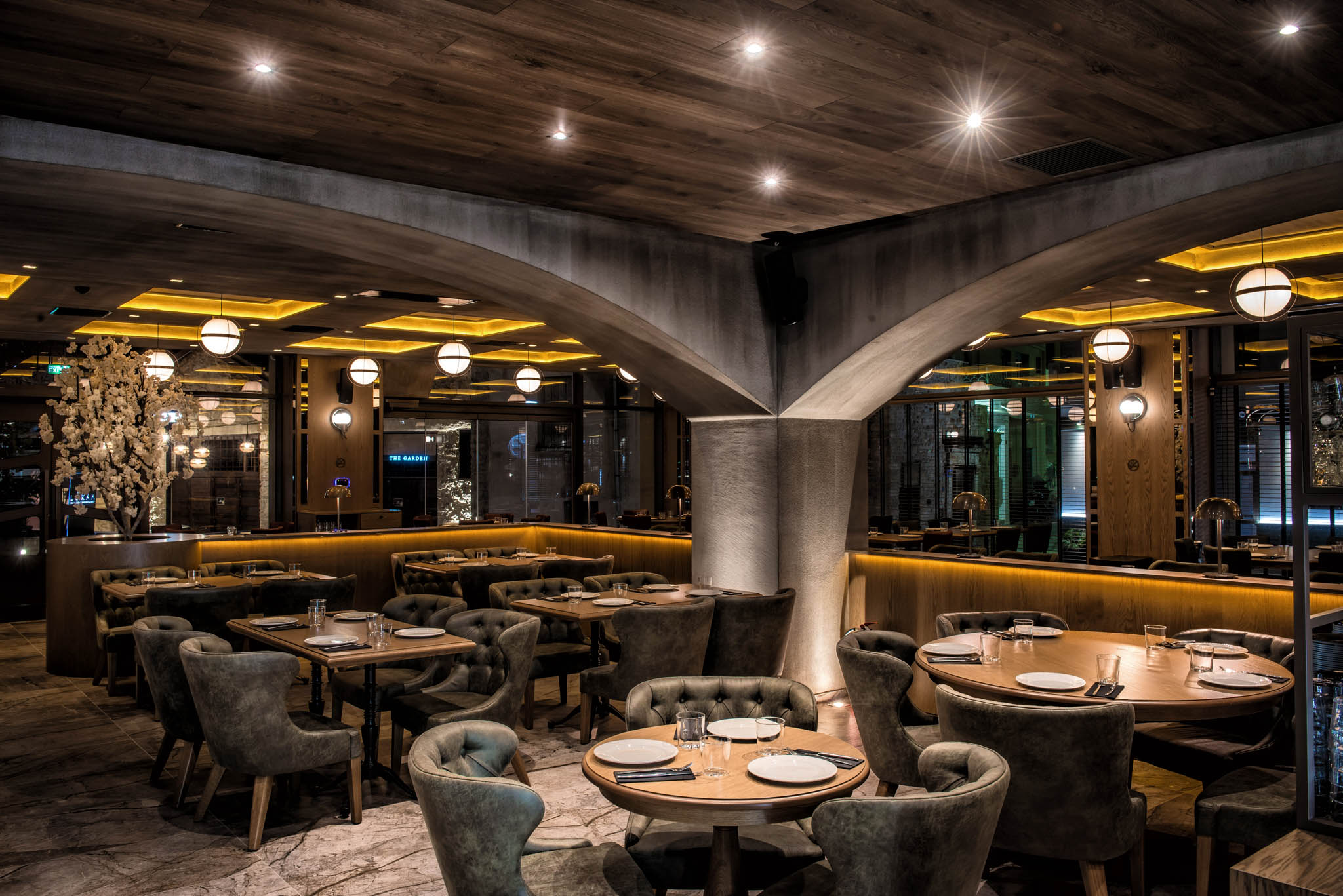 美国风格浓郁的“KOUZEINERI”肉吧-7