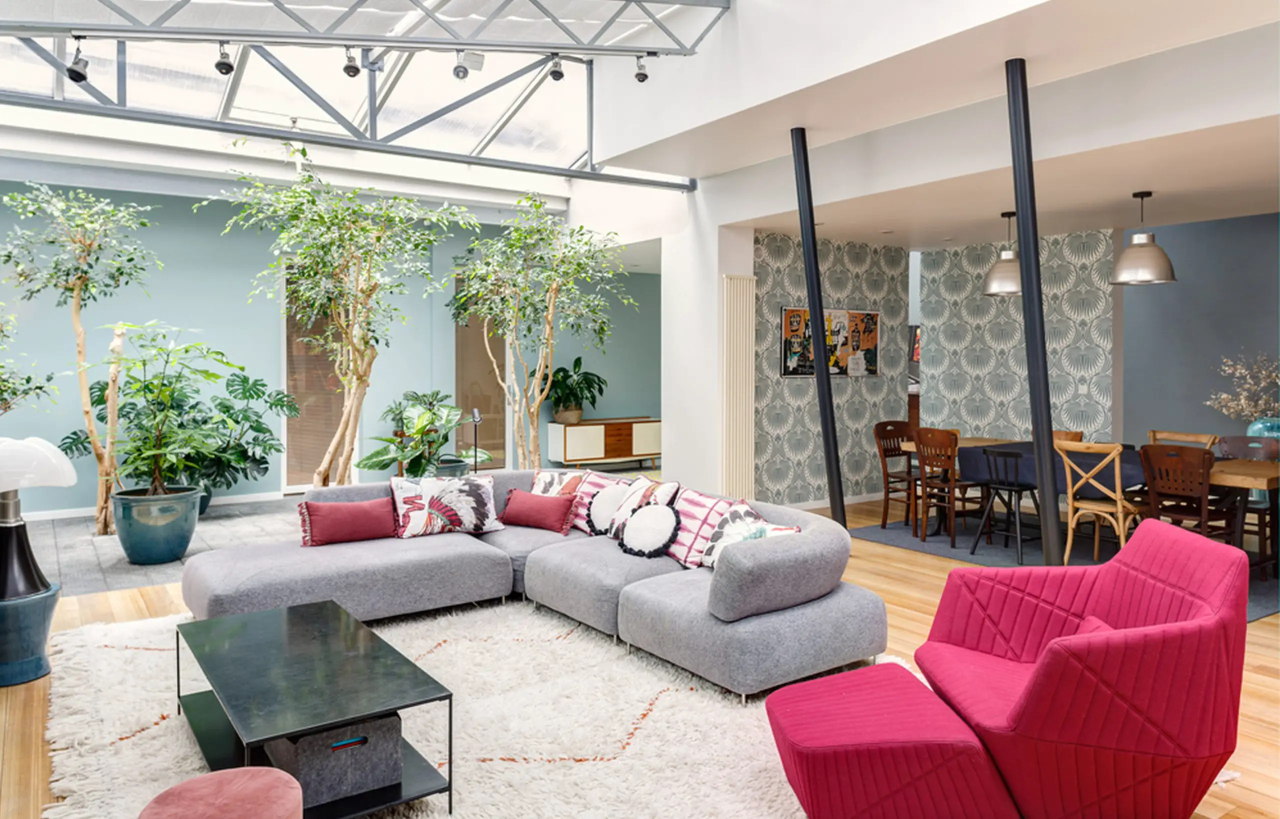 巴黎中心，工业风家庭复式公寓的完美改造-5