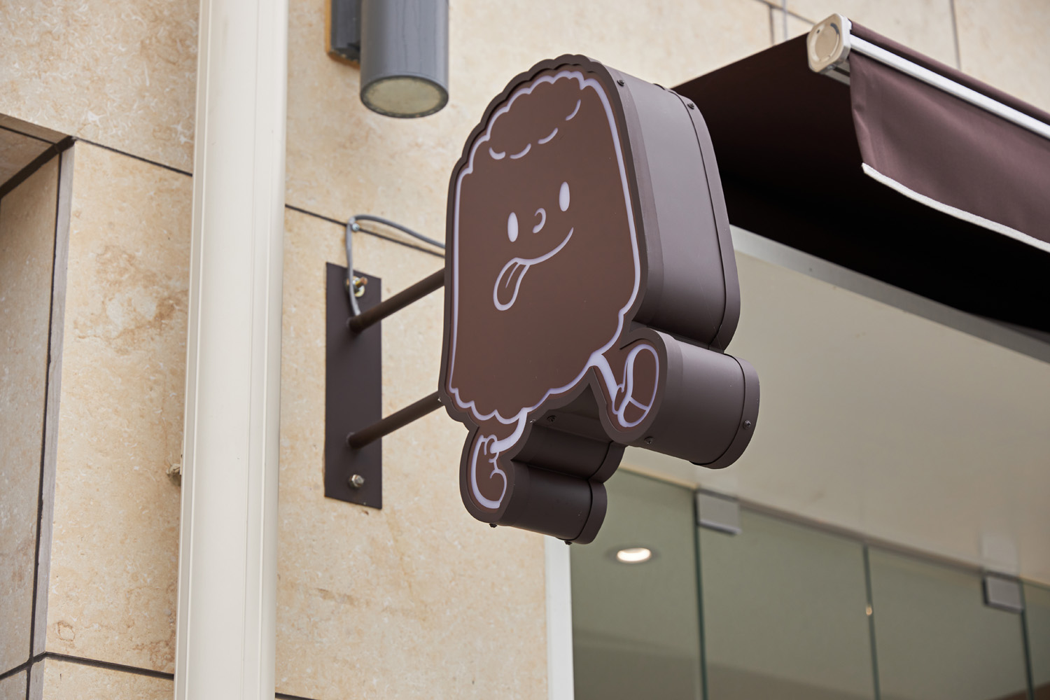 15 坪优雅精品烘焙咖啡馆设计-18