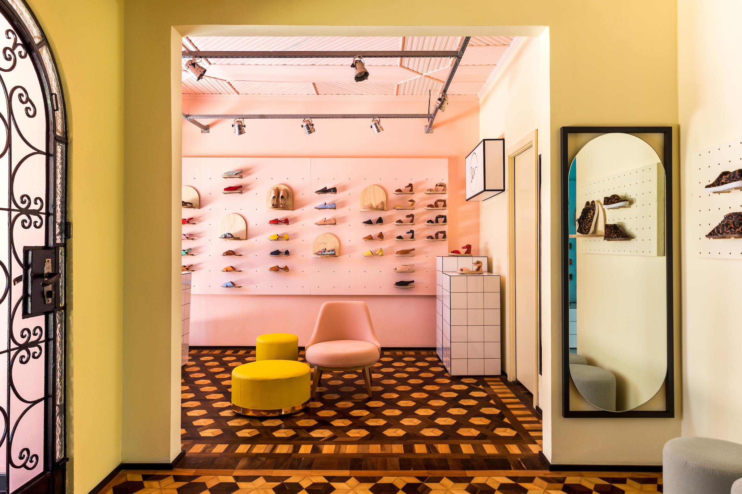 Sapatilha Colorida商店(Sapatilha Colorida Store)Moca Arquitetura设计-5