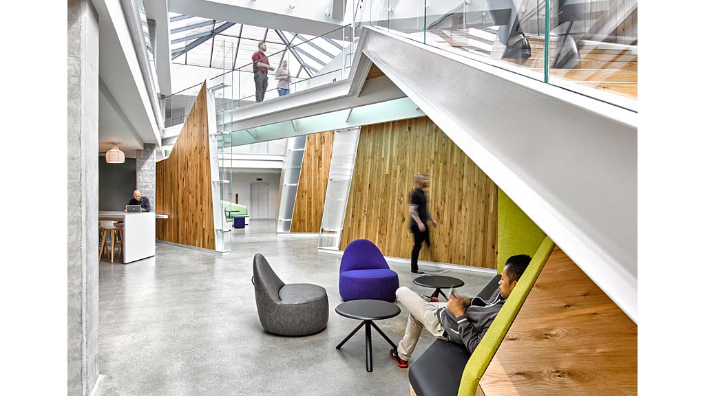 微软总部 16&17 号楼 | 人性化连接与自然的室内设计-8