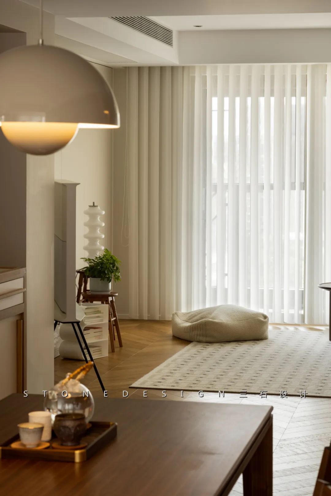 奶油色调的家丨中国台州丨三石设计工作室-1