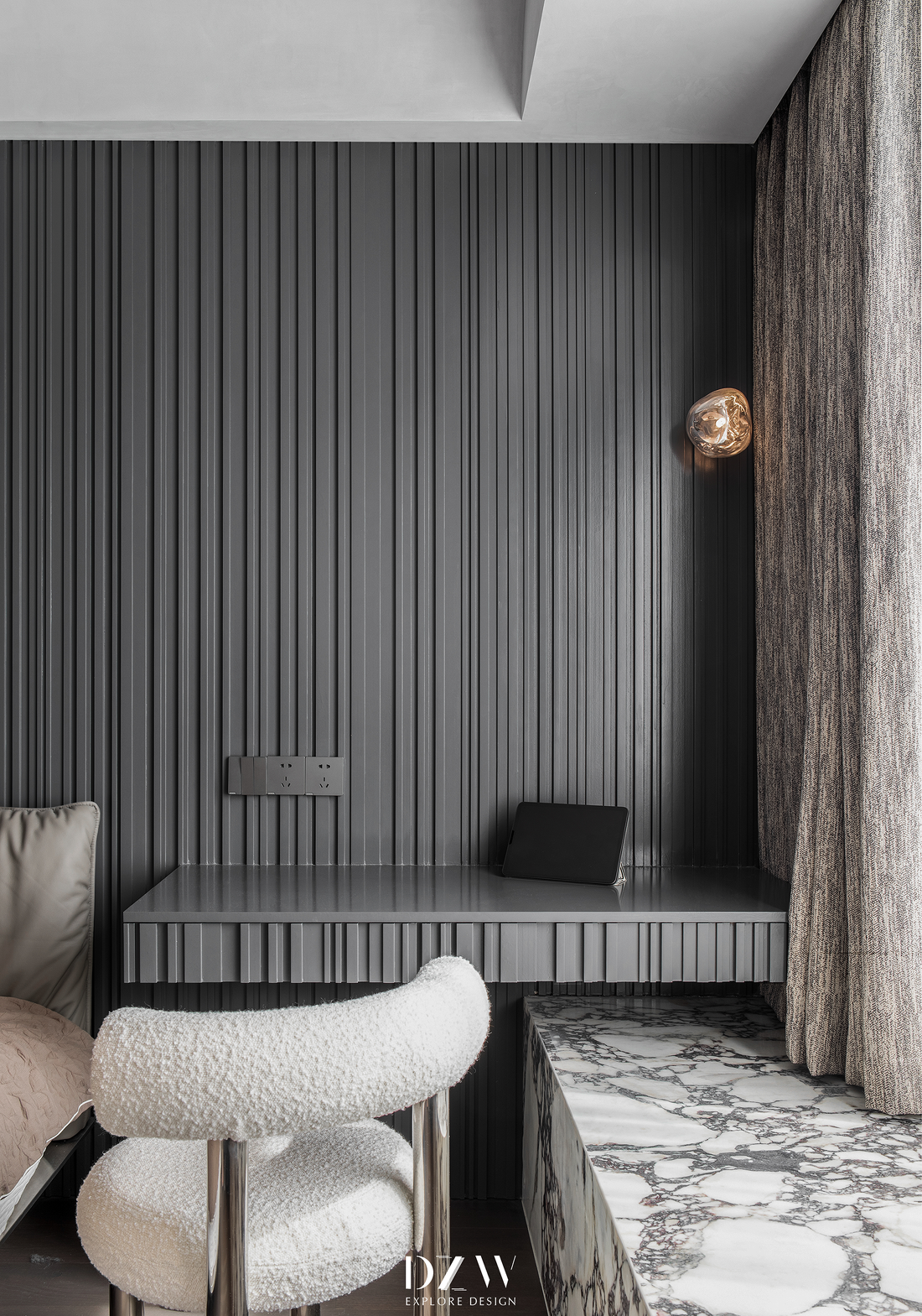 开放自由的极简新居-28