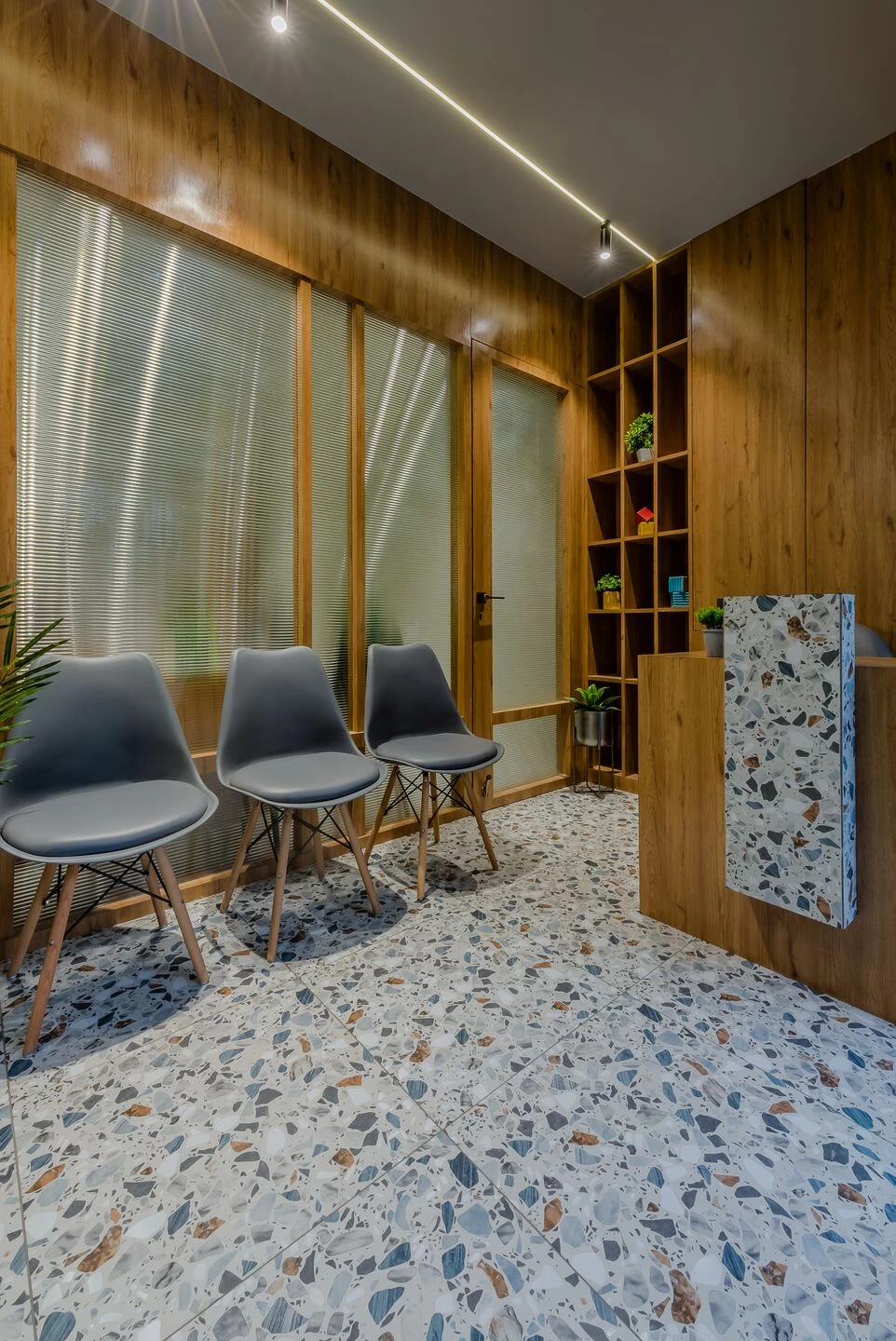 Ekdant 牙科护理诊所丨印度丨devanshi-22