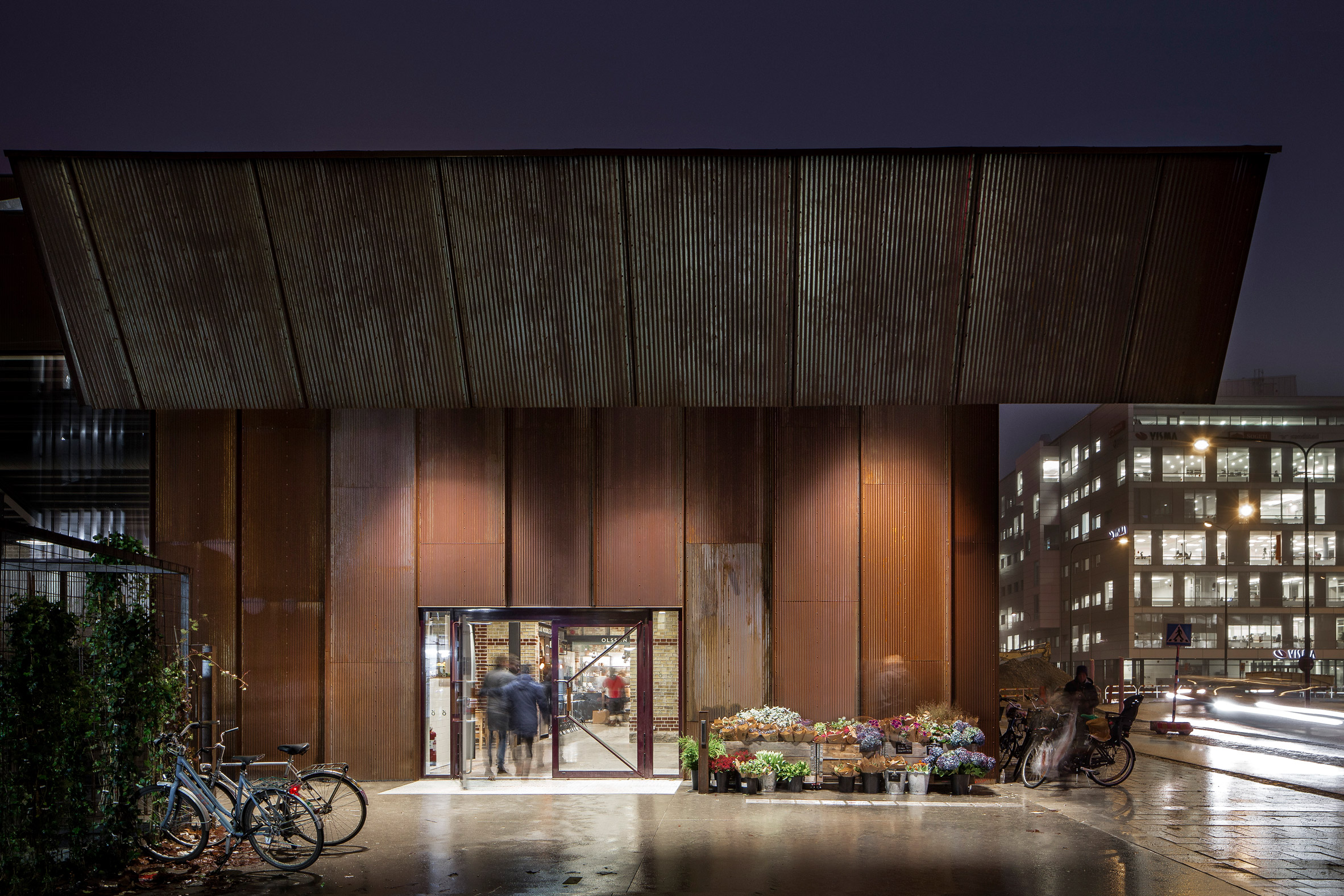 Wingårdh transforms roofless freight depot into Malmö Market Hall-4