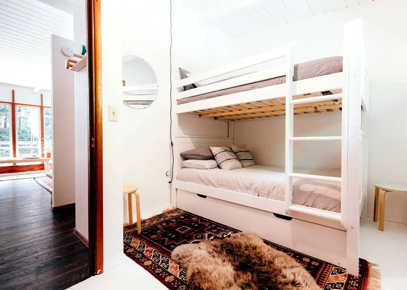 宁静森林 | Oregon 木屋的简约之美-10