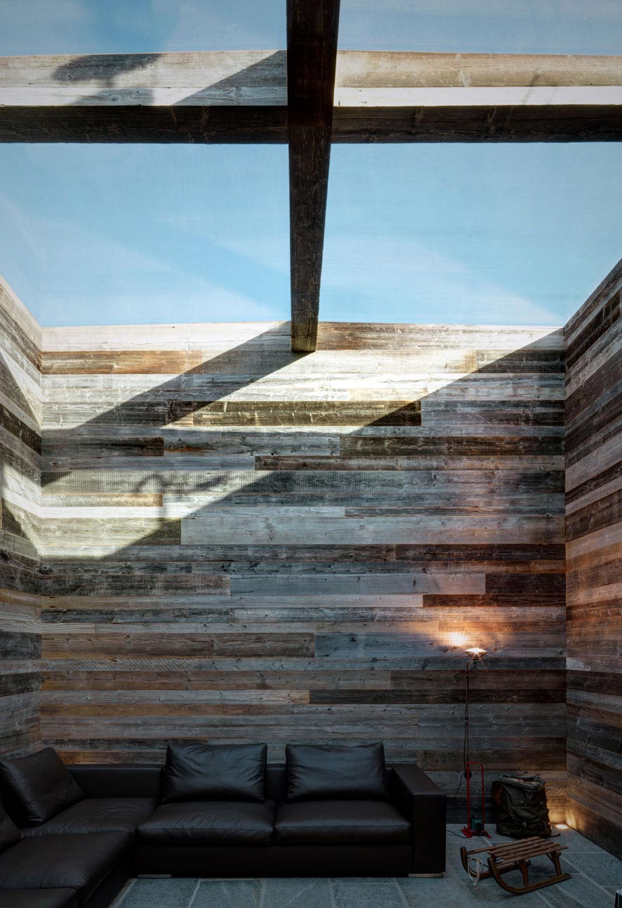 意大利阿尔卑斯山脉的绿色住宅-12