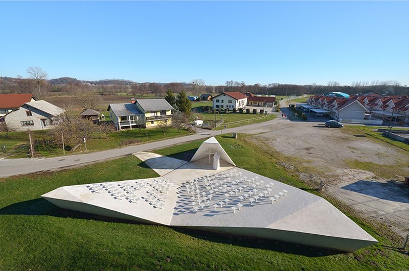 斯洛文尼亚斯科尔博耶社区中心丨斯洛文尼亚“Enota”公司-2