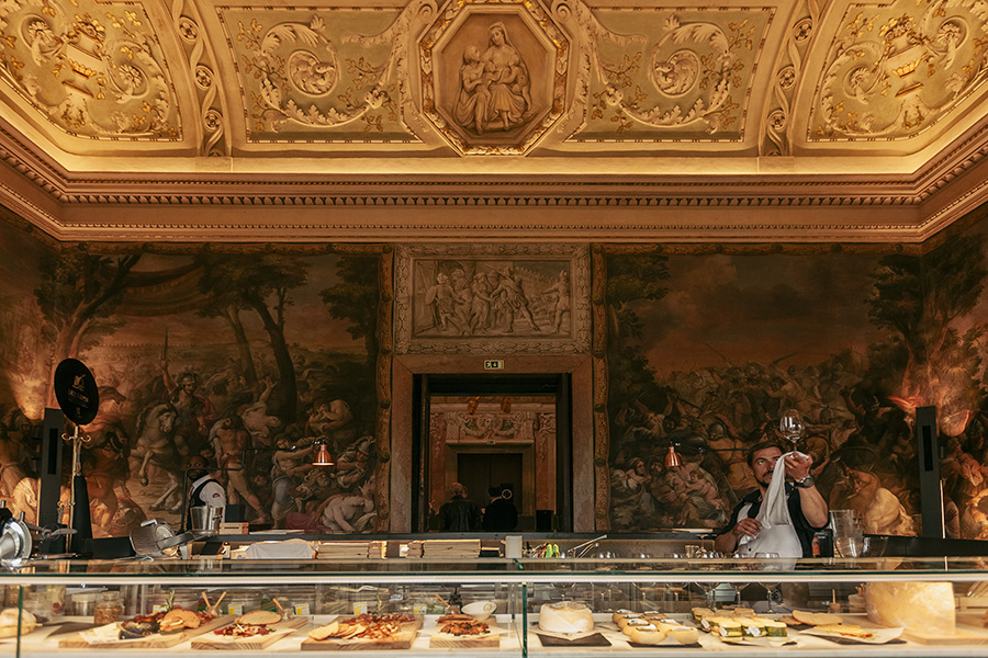 葡萄牙里斯本“帕拉西奥·恰多”宫殿奢华变身派对餐厅-14