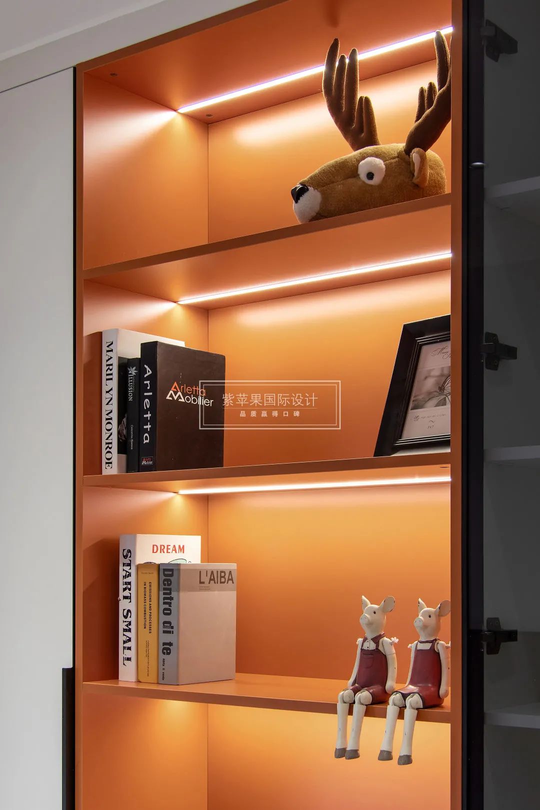 打破常规的色彩之家·现代风格设计案例丨紫苹果装饰集团-17