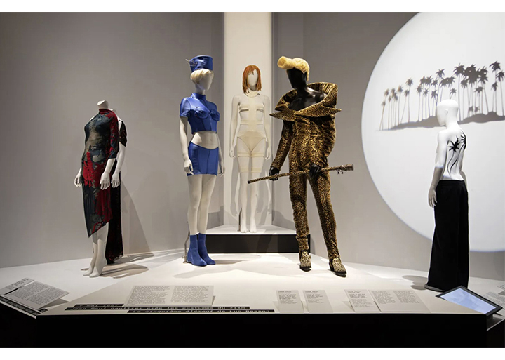 “1997,FASHION BIG BANG”展览丨法国巴黎丨Jean  Julien Simonot（建筑,场景设计）等-13