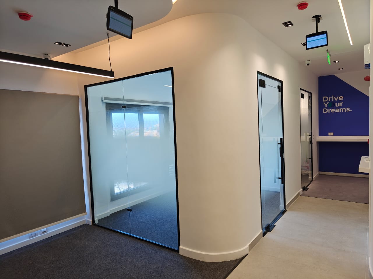 DRIVE – Ghabbour Auto行政大楼室内设计-22