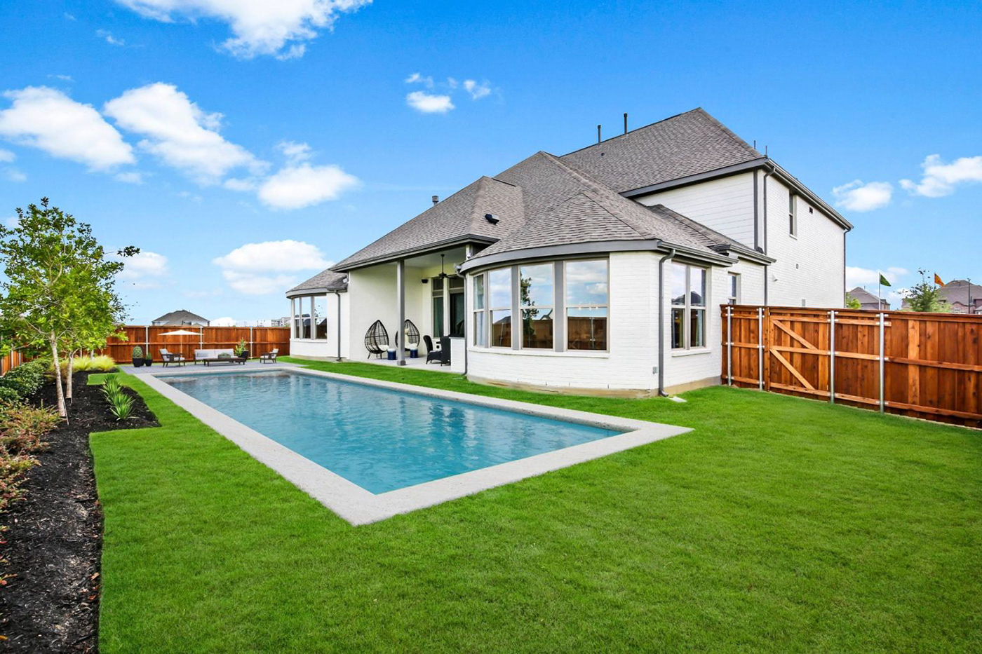 现代简约别墅设计丨Anastasiya Gushchina-11