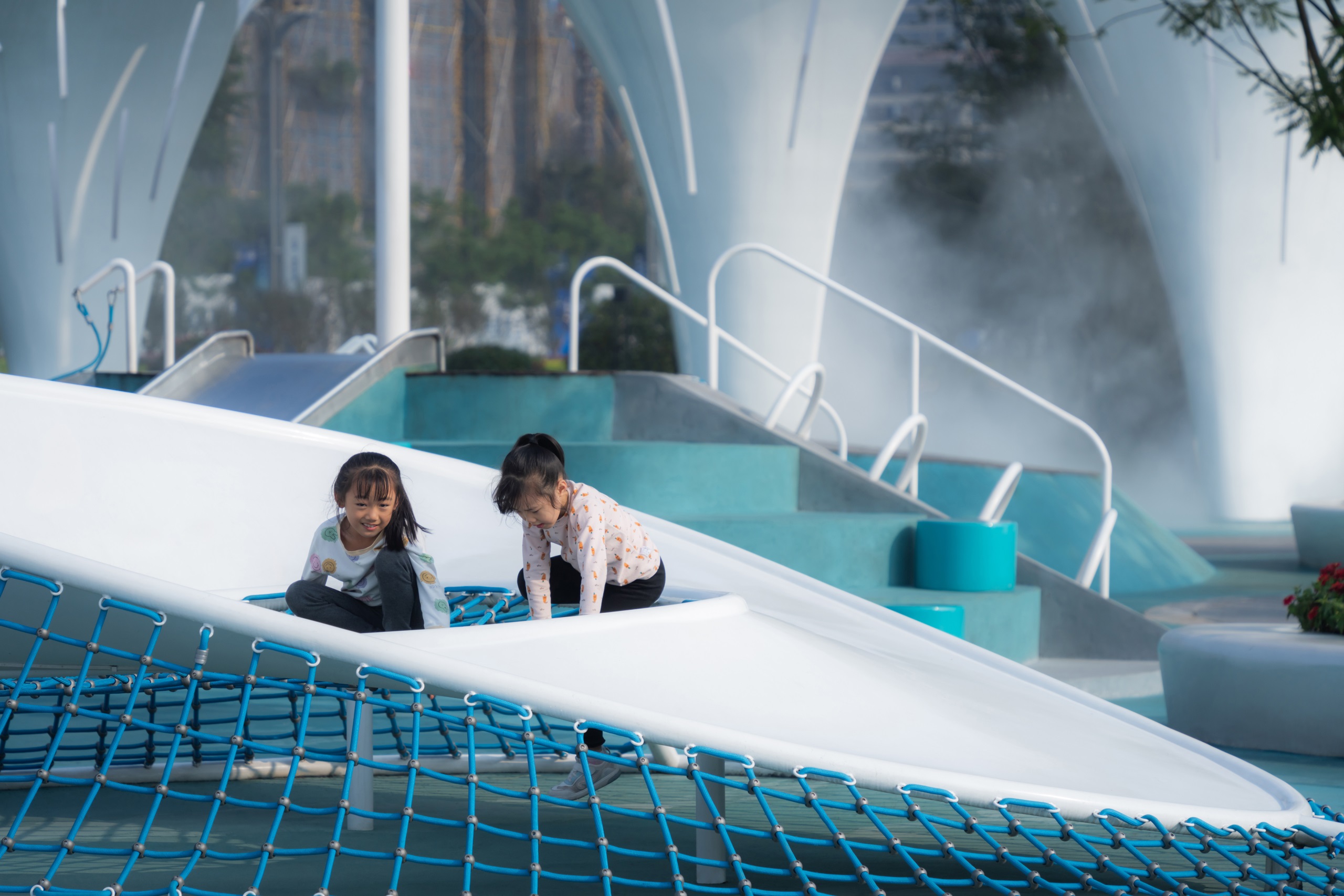 森腾·峰云街广场艺术装置丨中国泸州丨重庆唤醒空间设计有限公司-40