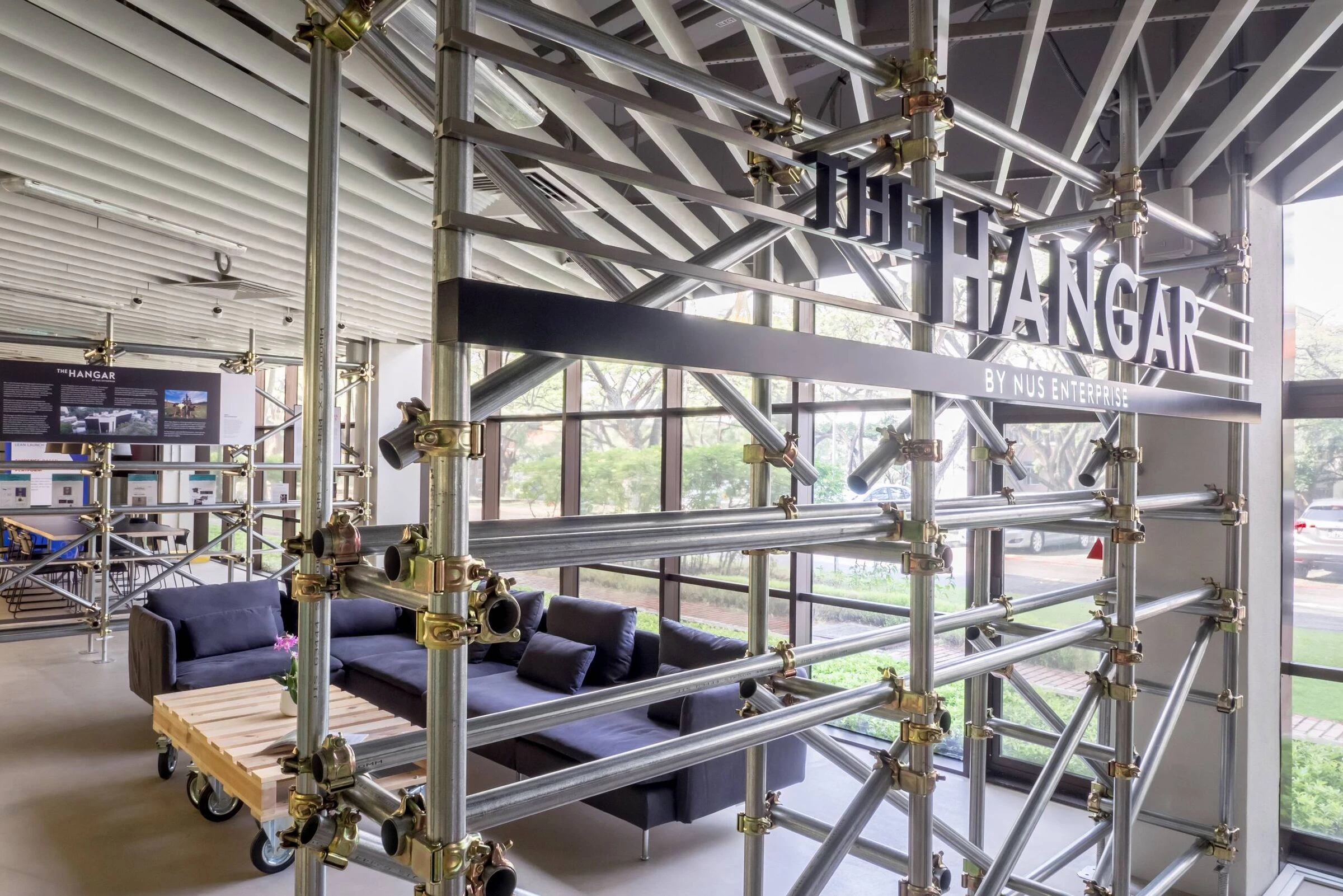 新加坡航空主题共享办公空间· Egg Creatives 的“梦幻航站”-23