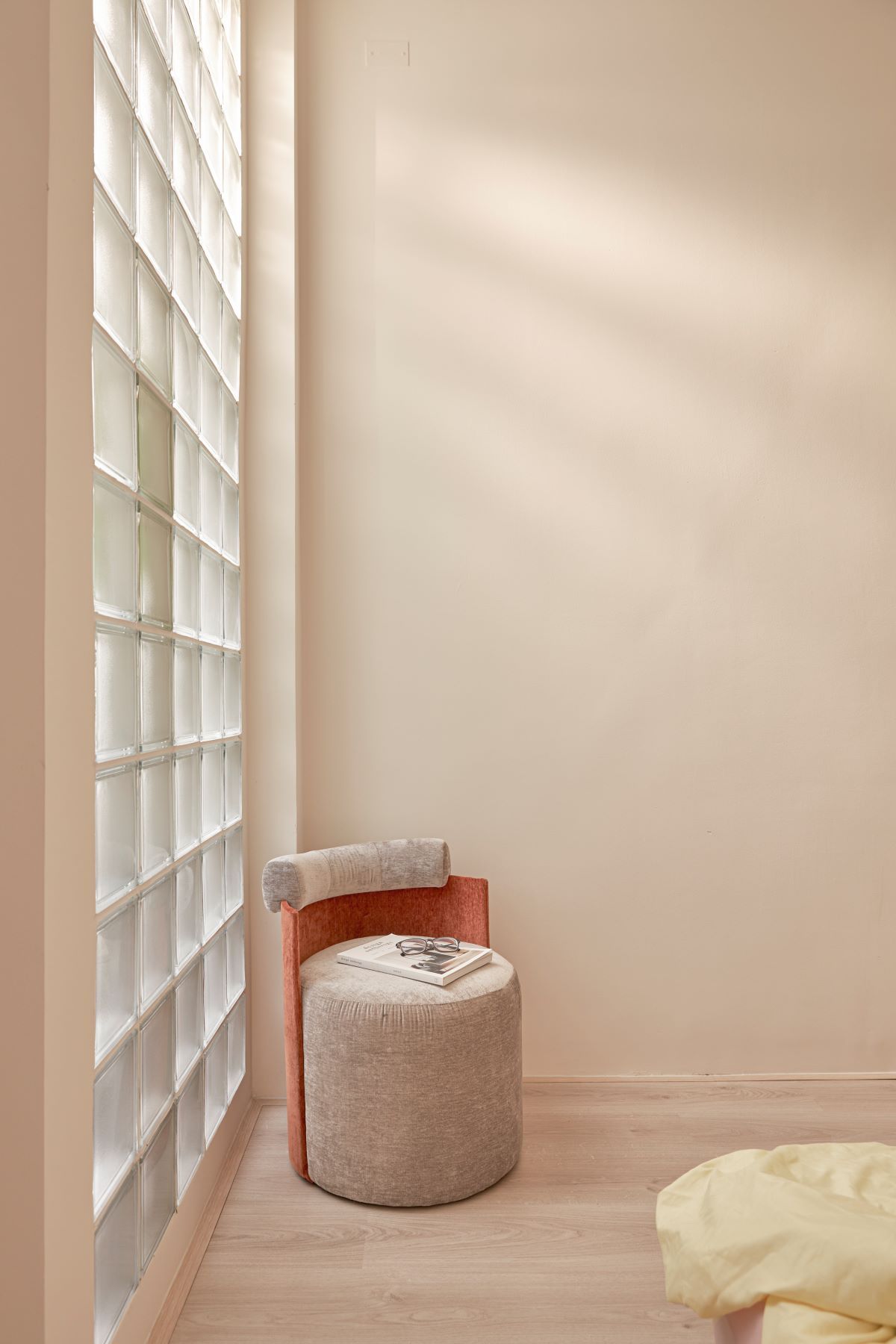 自然采光与温馨空间的共生设计-45