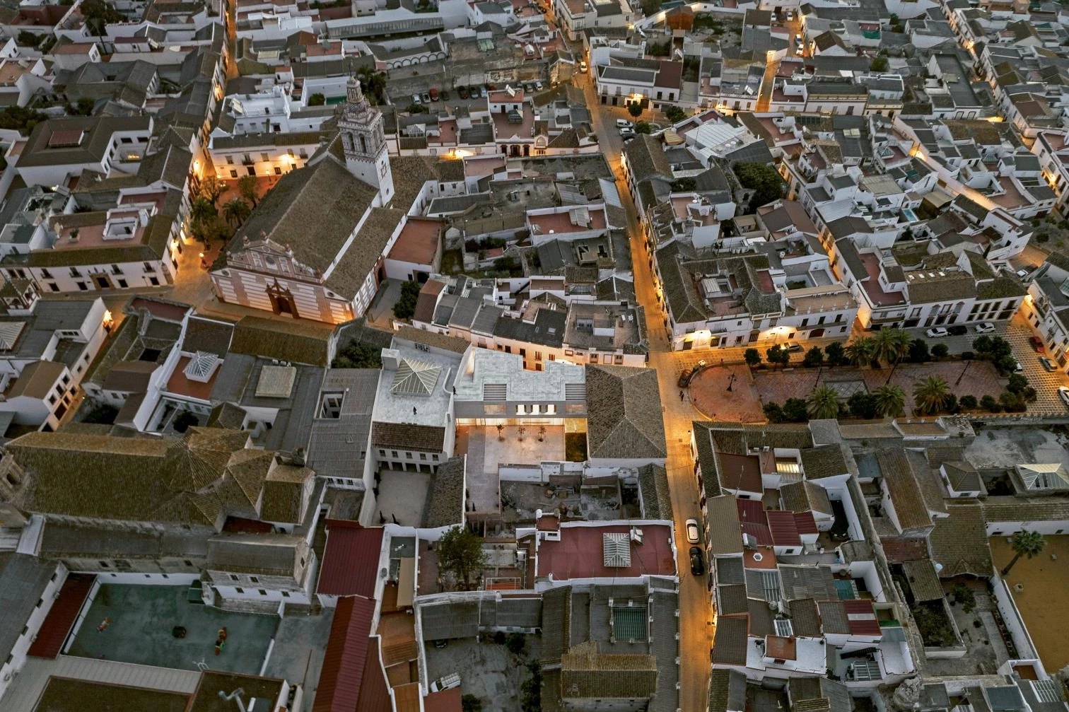 Fuentes de Andalucía 市政府大楼修复与扩建项目丨西班牙塞维利亚-9