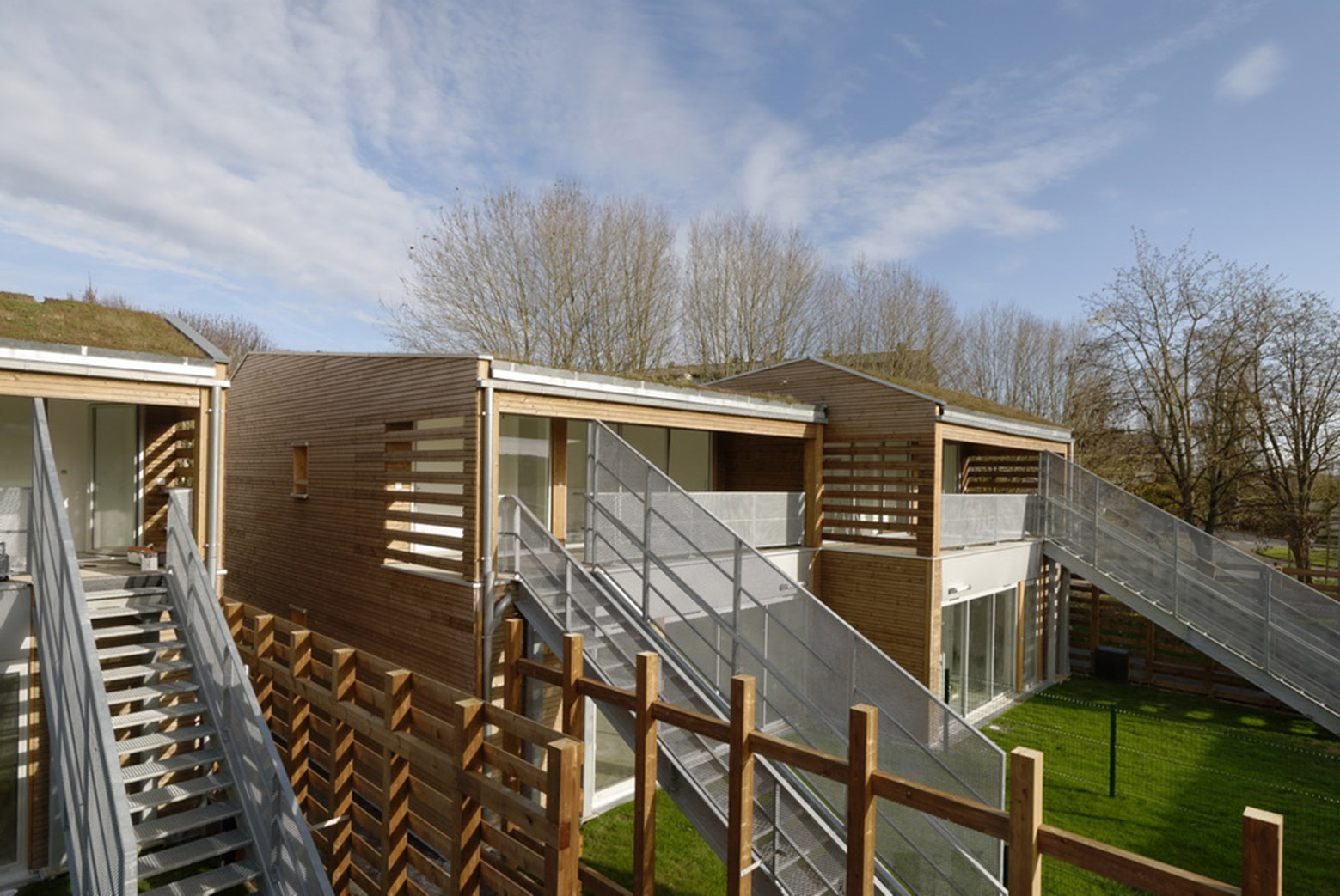 法国 16 座公益住房翻修工程，和谐融入自然景观-18