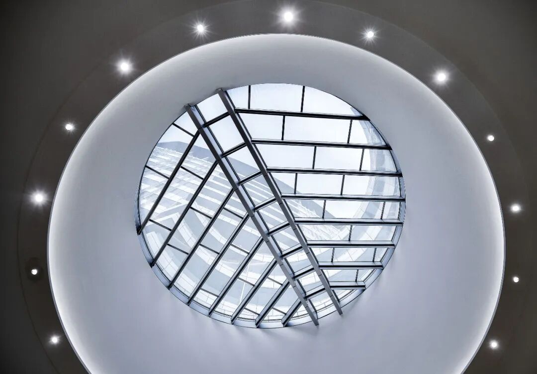 台湾大学医学院附设癌医中心医院丨中国台北丨JJP潘冀联合建筑师事务所-0