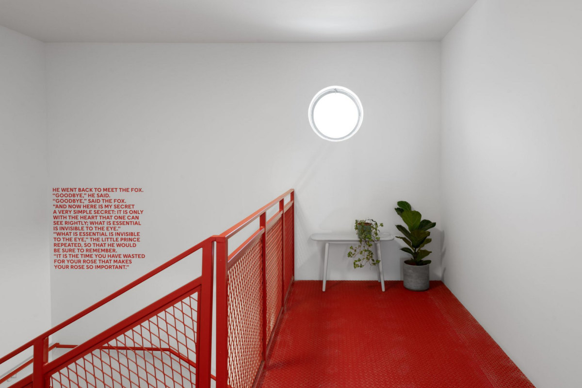 多彩集装箱，打造 Sorpol Logistic Center 办公室-16