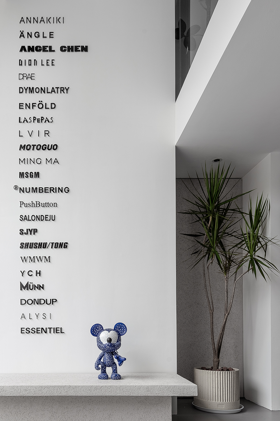 柯桥 NIKO 买手店 | 流动的白色盒子,时尚仪式感空间-51