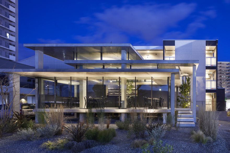 自由定制的生活空间——IGArchitects 的咖啡店设计-12