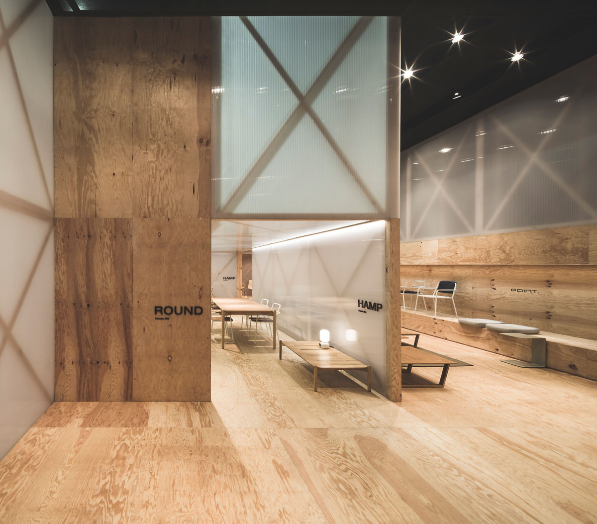 05 06 STAND POINT EN SALONE[2016米兰展]-14