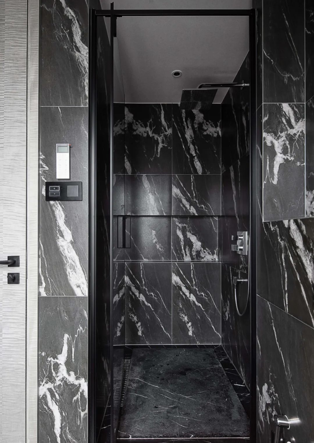 任喆辉打造 228m²现代私宅,优雅高级彰显不凡-71