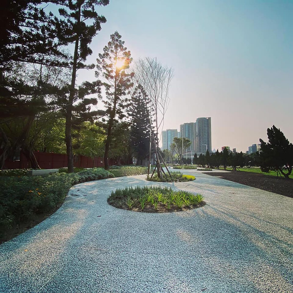 拆除舊時代圍牆看見新的可能，空總臺灣當代文化實驗場C-LAB-都市美學公園。 - WEHOUSE-11