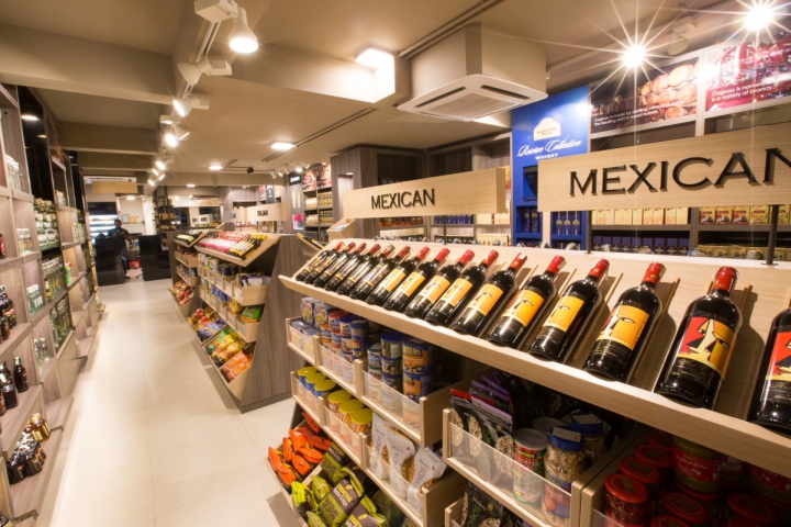 班加罗尔Not Just Wine n Cheese葡萄酒概念连锁店设计-2