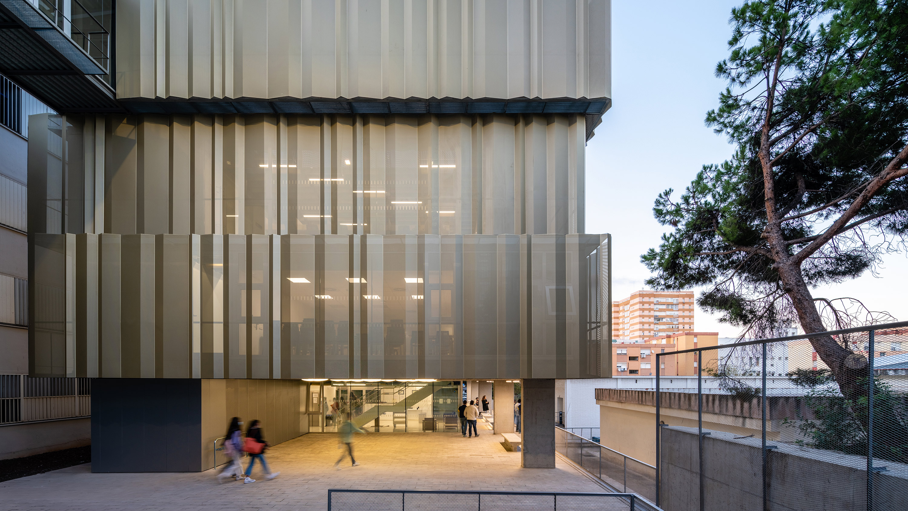 西班牙 Algeciras 大学图书馆-0