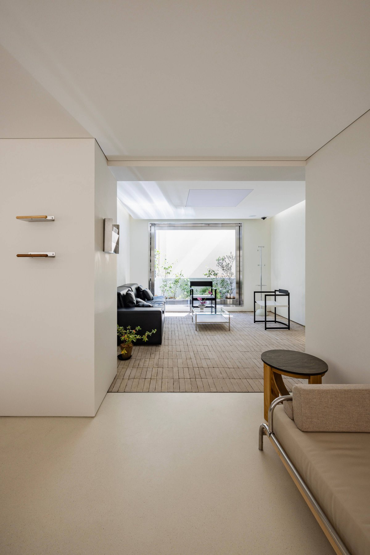 现代简约清新生活用品零售店装修设计案例鉴赏-16