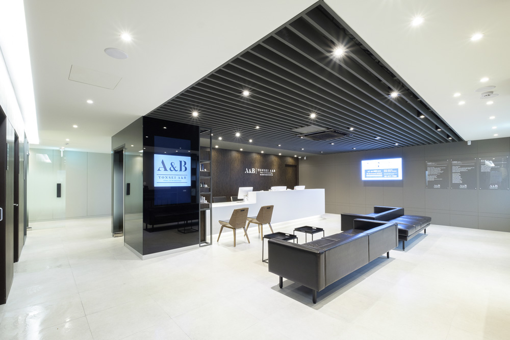 现代高级感 107 平米医院室内设计案例-2