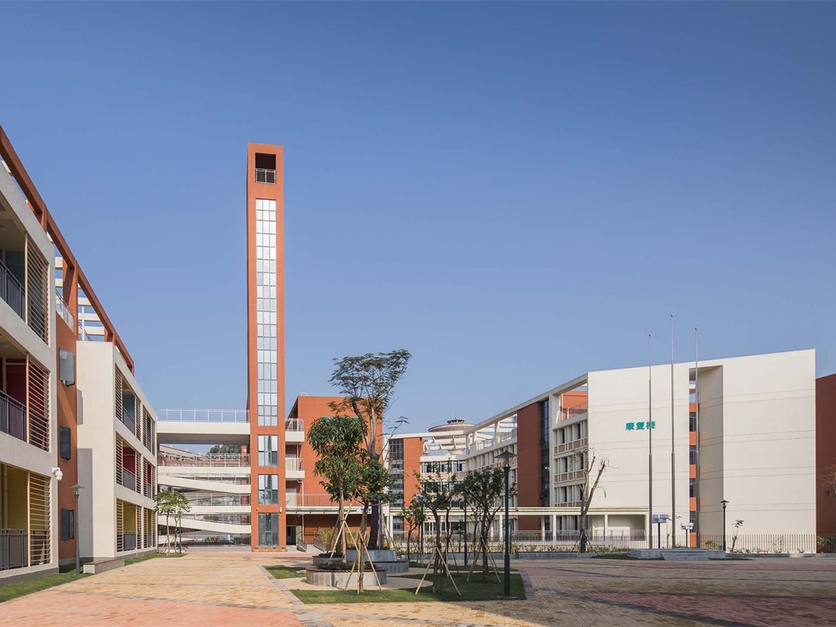 深圳市社会福利中心丨中国深圳丨深圳大学建筑设计研究院“钟中+钟波涛”工作室-4