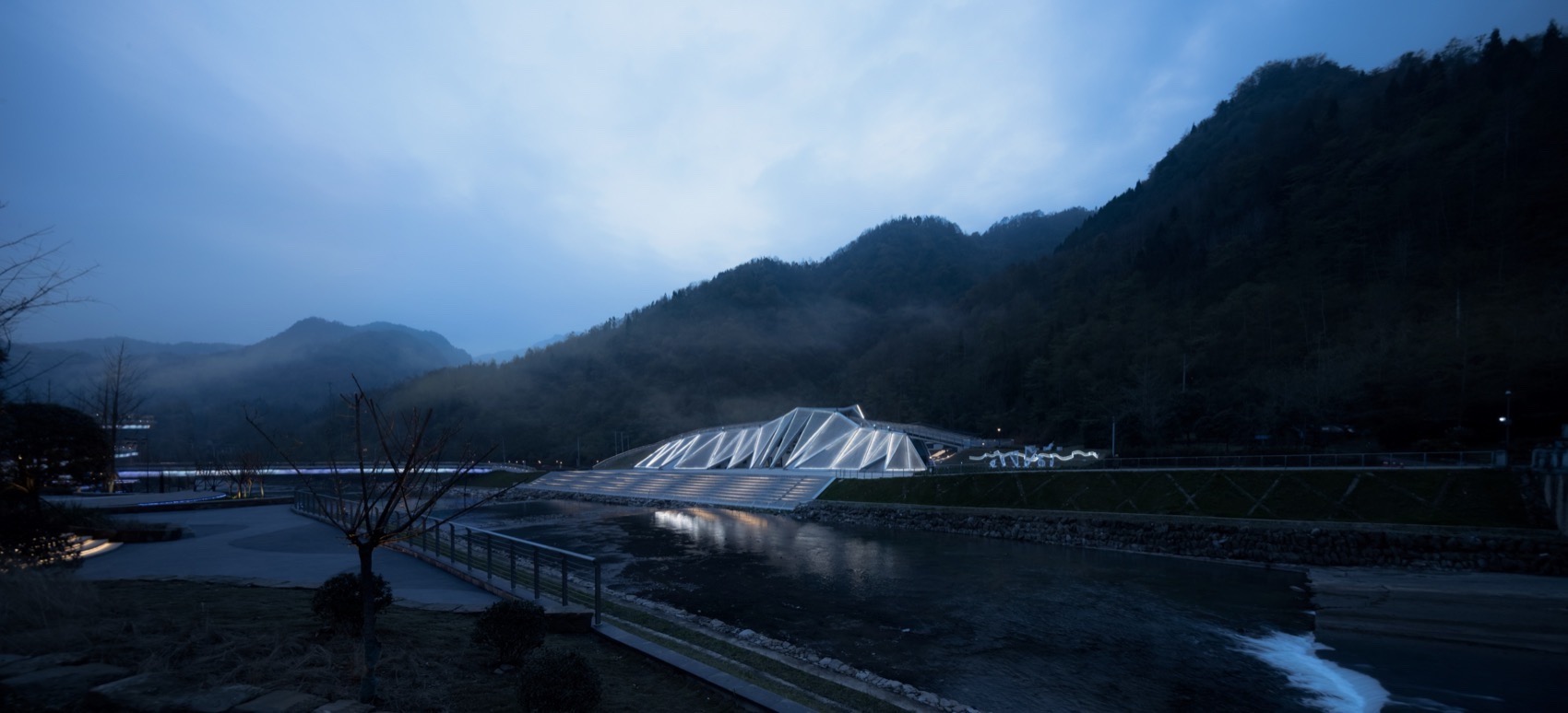 彭州市白鹿镇露天音乐厅，四川 / 成都市建筑设计研究院有限公司 + 奥地利R&P建筑有限公司-5