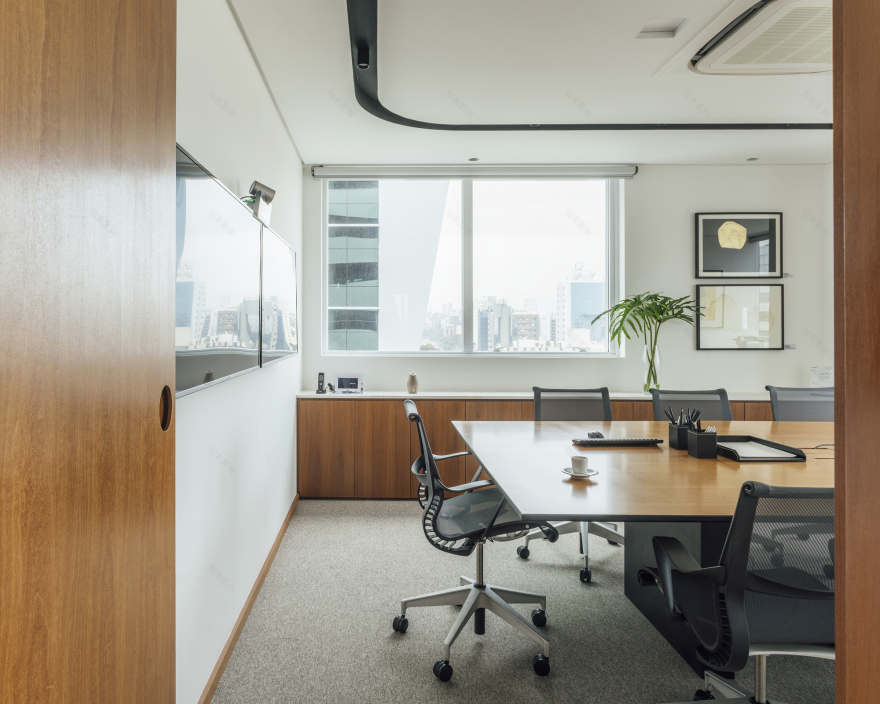 Silveiro 律师事务所办公室——有机设计展现流动空间-28