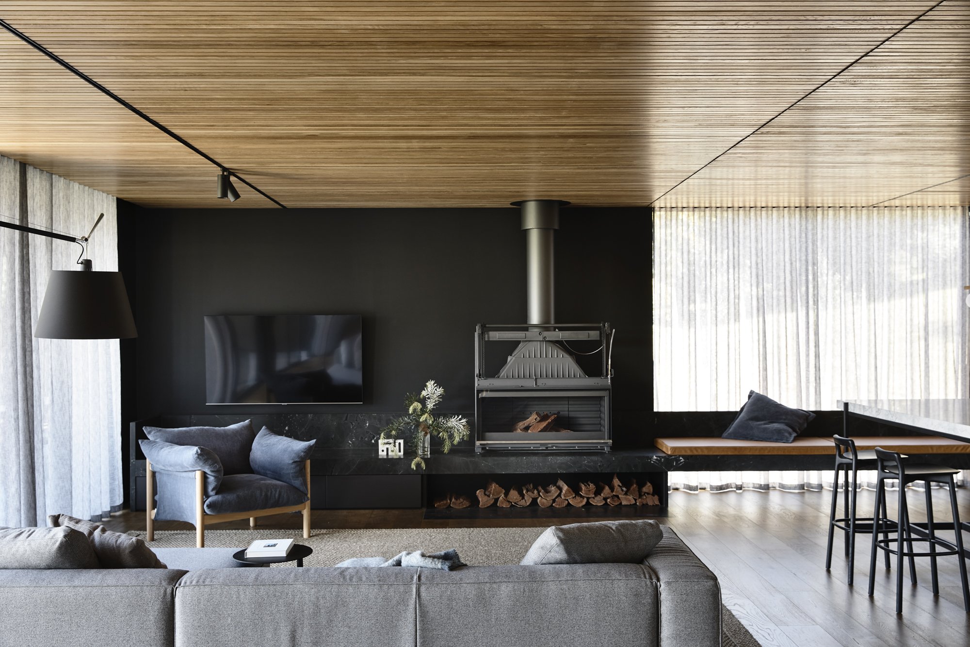 主岭别墅（注：House也可根据实际情况译为住宅府邸等，这里别墅较常用） -46