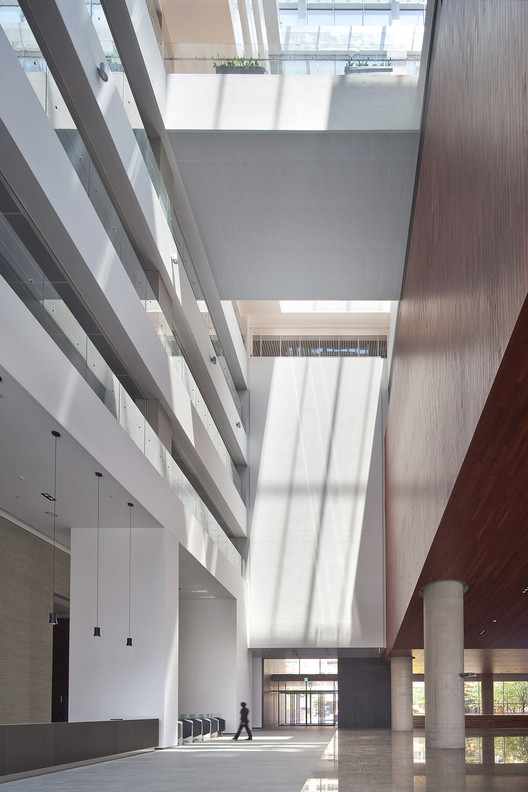 The Second Headquarters of DAEGU BANK JUNGLIM Architecture-7